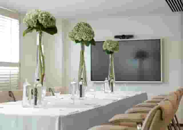 Met Lounge