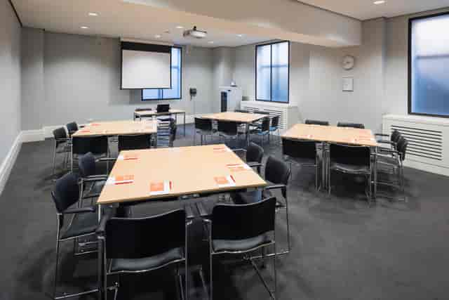 Versatile U-shaped meeting room at Wellcome Collection, perfect for workshops and team meetings.
