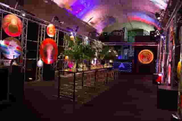 Aures London