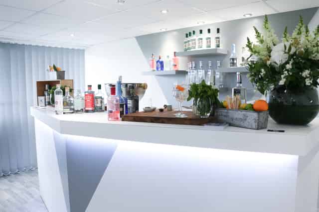 Gin Bar