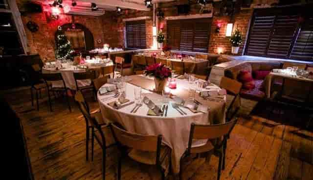 Elegant dining space at El Atico, perfect for intimate gatherings and corporate events.
