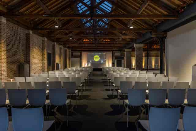 Tobacco Dock - image 3