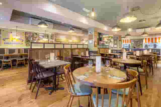 Bella Italia Queensway 108