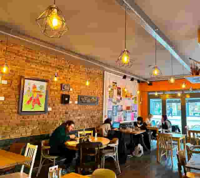 Babel Art House
