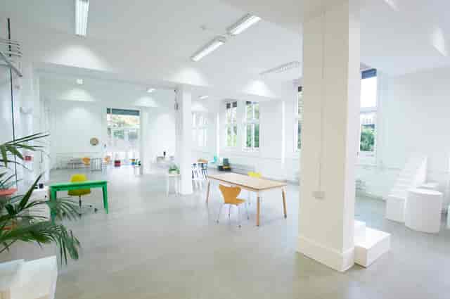Bright, spacious Regents Canal Showroom venue for meetings and workshops.