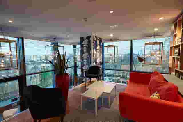 8th floor