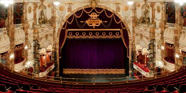 Stage