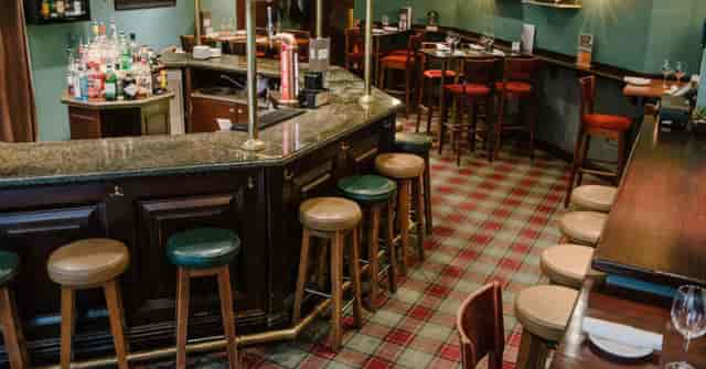 Cozy bar venue at Number 25 Birchin Lane for networking and informal meetings.