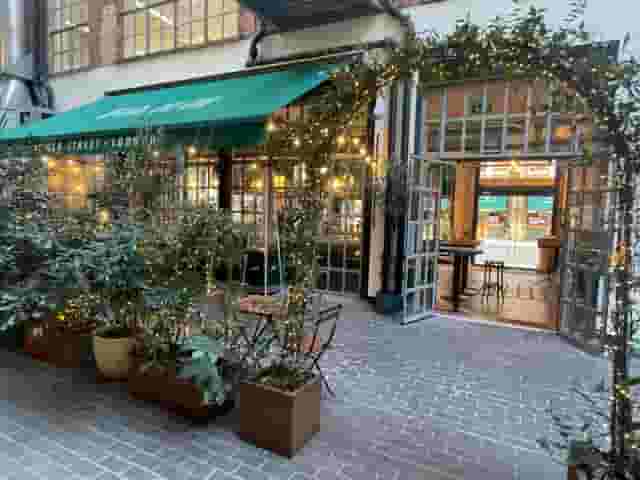 FARE Restaurant + Bar