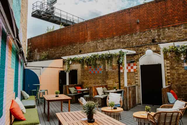 Rae's - Terrace and Mezzanine