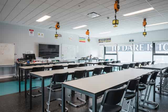 Science classroom / Laboratory