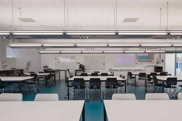 Science classroom / Laboratory