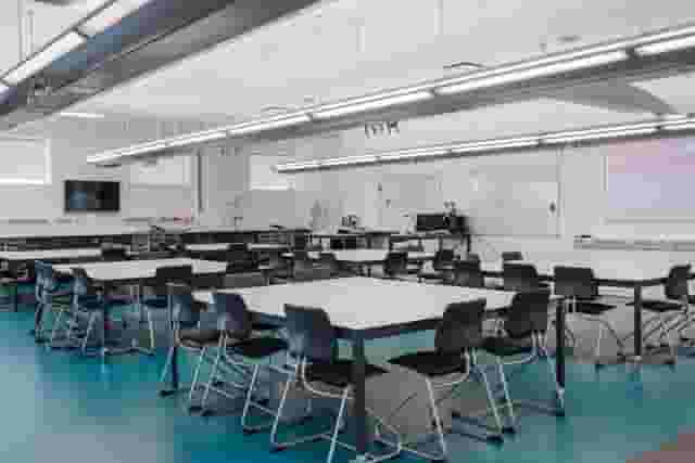 Science classroom / Laboratory