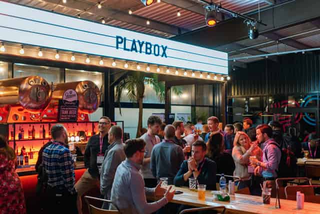 PlayBox Bar