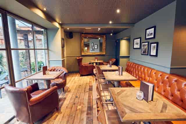 East Putney Tavern