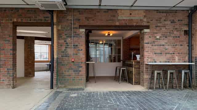 Private Bar