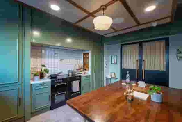 Kitchen Table