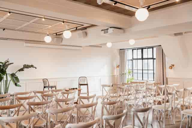 Loft and Gallery event space with natural light, ideal for workshops and presentations.