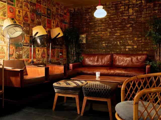 Cozy vintage lounge at Burlock London, ideal for networking and meetings.