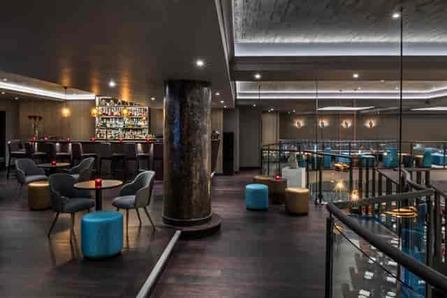 Stylish M BAR event space on Threadneedle Street, ideal for cocktail receptions.
