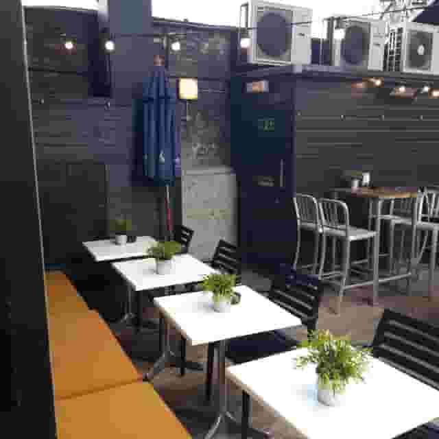 Auberge Bar/ Restaurant