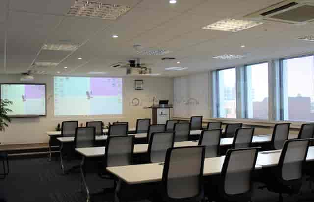 Well-equipped conference room in Hawk Training, perfect for seminars and meetings.
