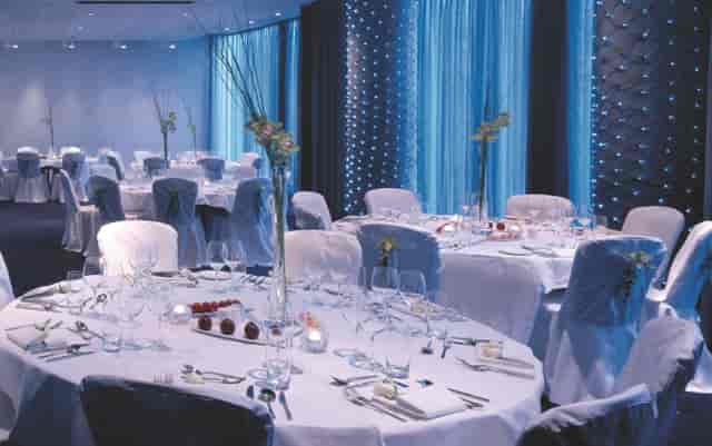 Mini Suite at Radisson Blu Birmingham, elegant banquet setup for weddings and corporate events.