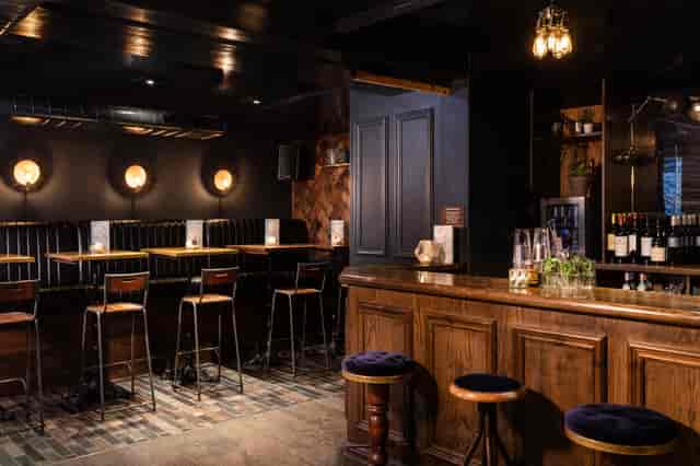Stylish Basement Bar in Foundry Project, ideal for networking events and gatherings.