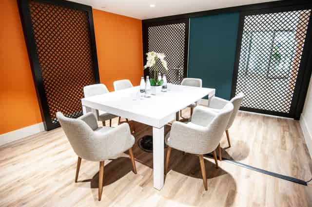 Pop up meeting room 