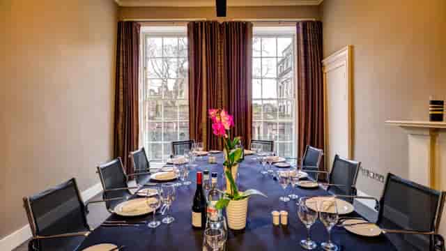 Apex Waterloo Place Hotel