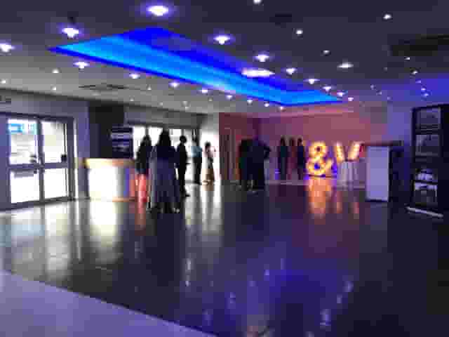 Mayfair Lounge 