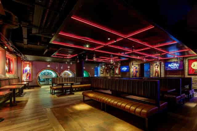 Vibrant event space at Hard Rock Cafe Piccadilly Circus for networking and celebrations.