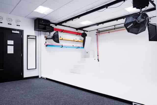 Versatile Mavro Worldwide Studios venue with minimalist design for meetings and events.