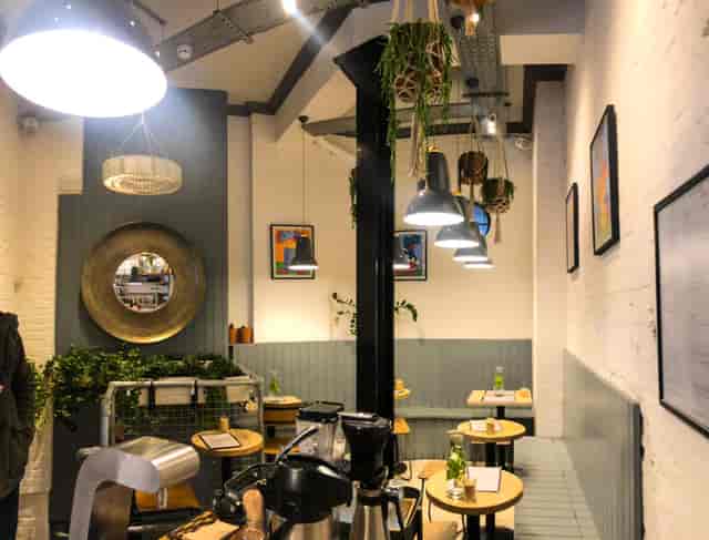 Cozy venue in Clerkenwell with modern decor for intimate meetings and workshops.
