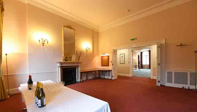 Elegant Roscoe Room in SCI Belgravia, perfect for networking events and meetings.
