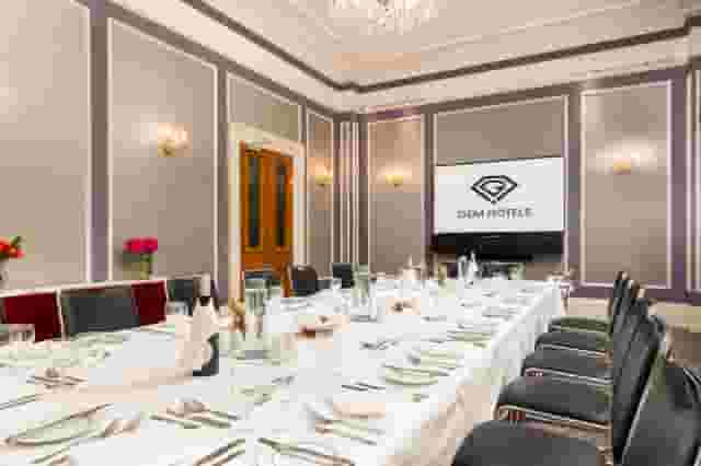 Gem Strathmore Hotel