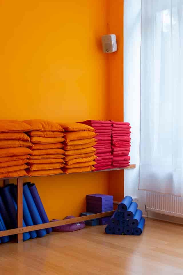 Vibrant Shiva Studio at Tara Yoga Centre, ideal for workshops and retreats.