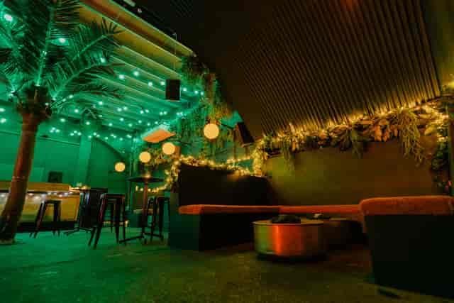 Tropical Night Tales Arch 14 bar event space