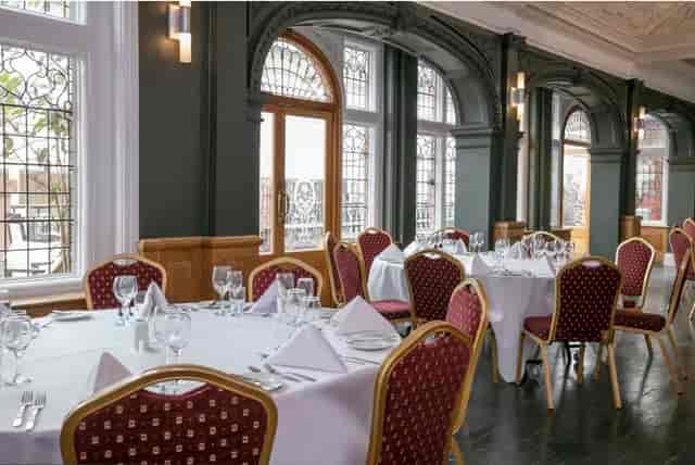 The Crown London Hotel