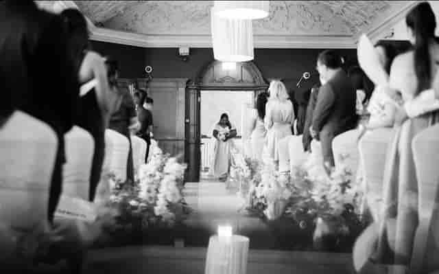 The Crown London Hotel - image 2