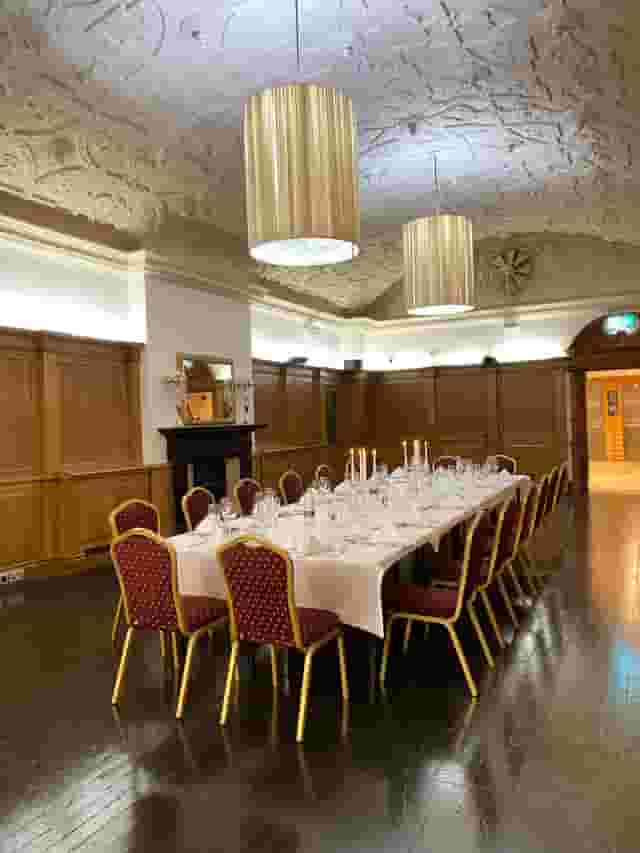 Sala Room