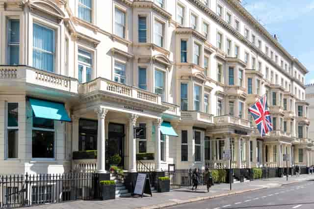 Edwardian Suite