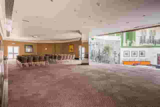 Radisson Blu Edwardian Heathrow