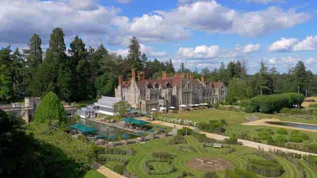 Rhinefield House Hotel: historic estate with lush gardens for corporate retreats and weddings.