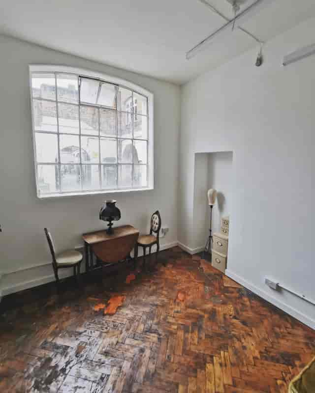 THE SALON