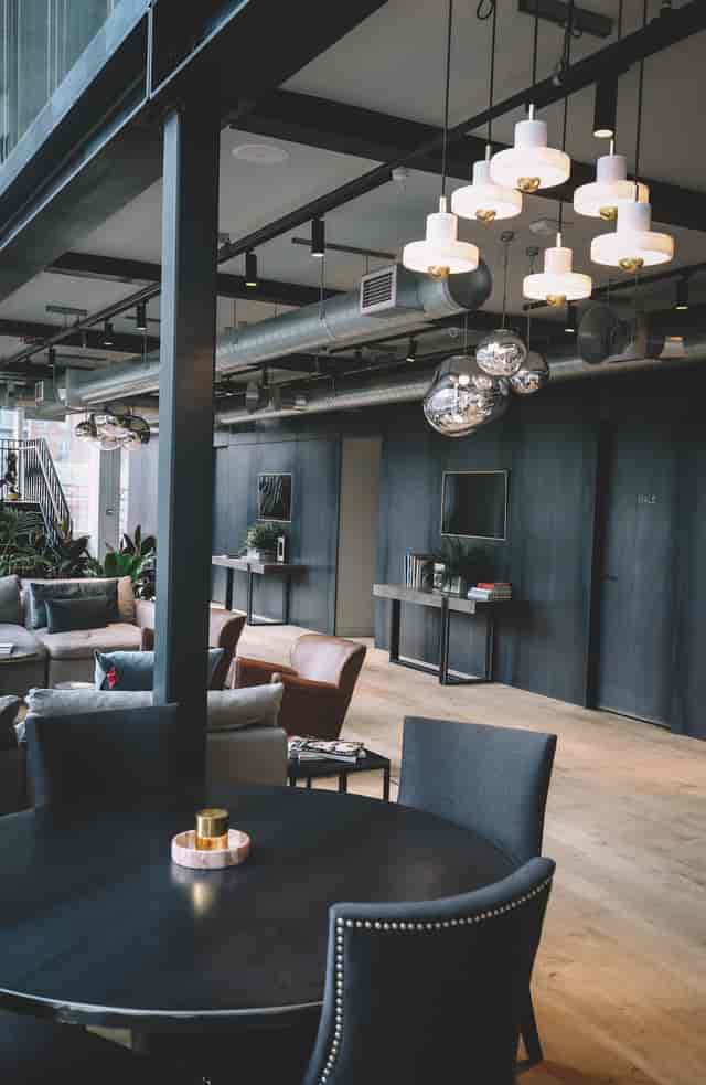 Modern lounge meeting space with cozy seating for collaboration and events.