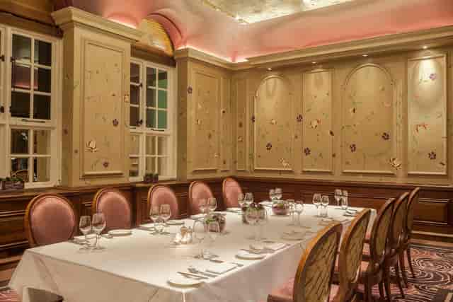 Elegant dining room at The Roseate, Reading for intimate corporate events and celebrations.