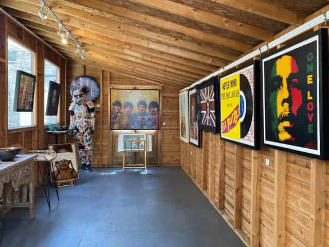 Garden gallery