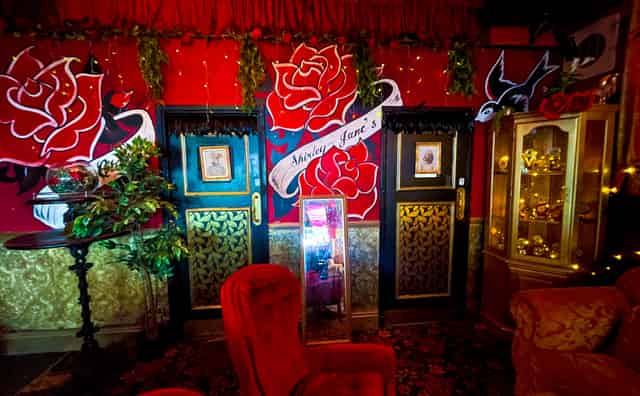 Pub/ Lounge Room