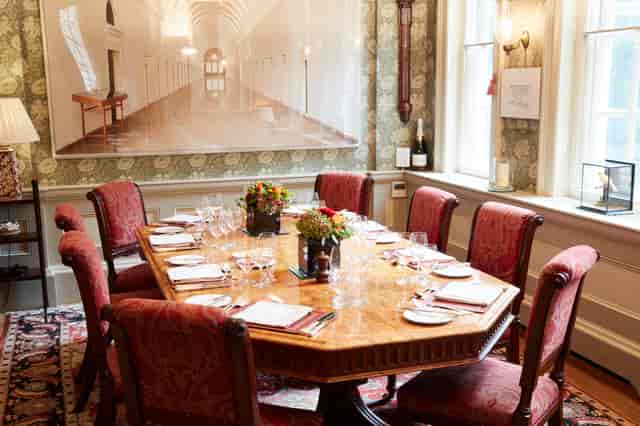 Elegant dining table in The Walbrook Club for executive meetings and intimate gatherings.